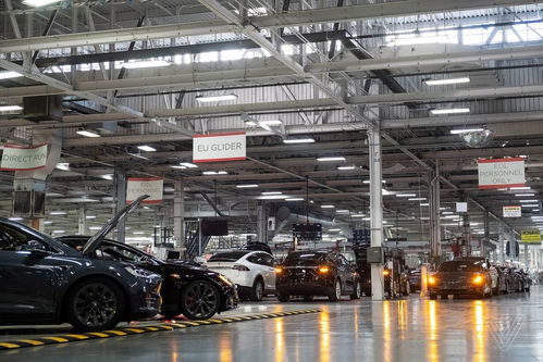 美国工厂关闭加剧全球汽车芯片短缺，特斯拉遇阻冲击汽车销售