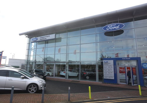 电动车浪潮席卷，德国传统汽车巨头面临阵痛与转型