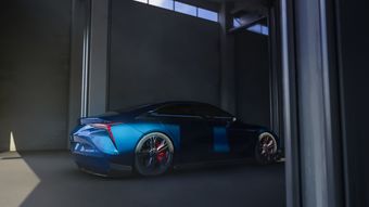 游侠董事长卫俊 3个月斩获50亿融资，两年打造2700亩超级工厂的汽车产业传奇